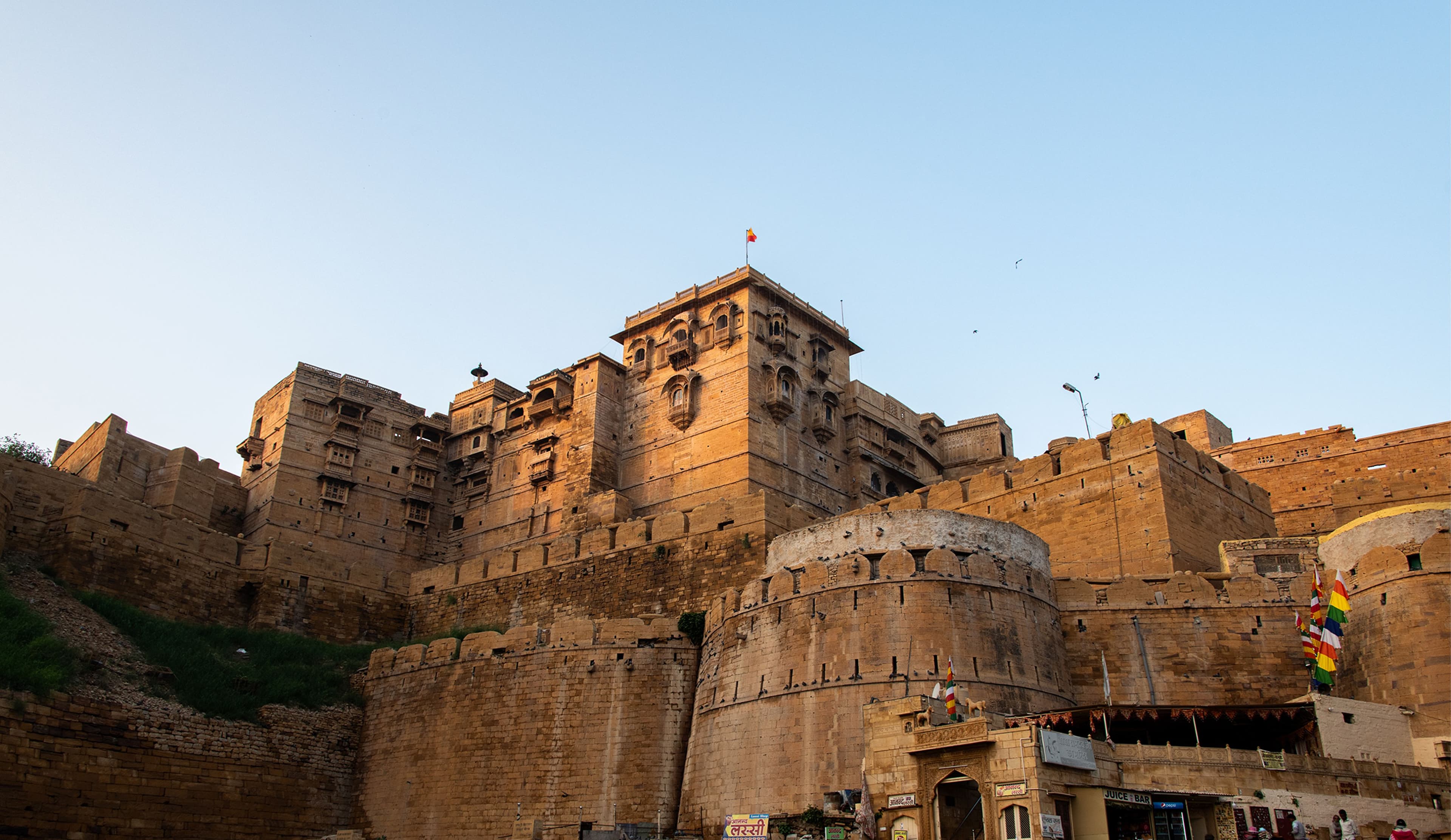 FROM STONE TO LIGHT A photographic journey in Rajasthani Architecture