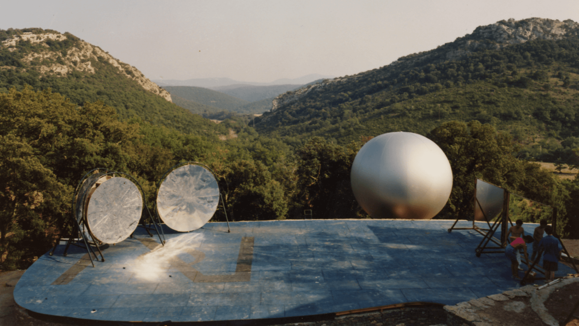 Recreating the Full Moon Theatre